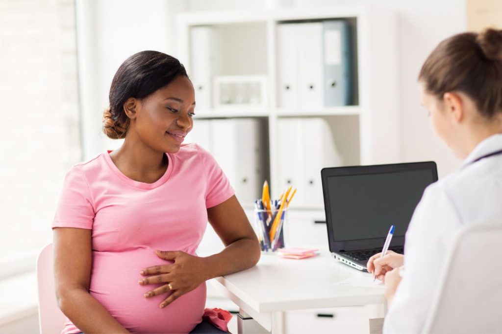 O acompanhamento faz com que a gestante se sinta pronta e segura para que o seu bebê venha com todo cuidado e carinho